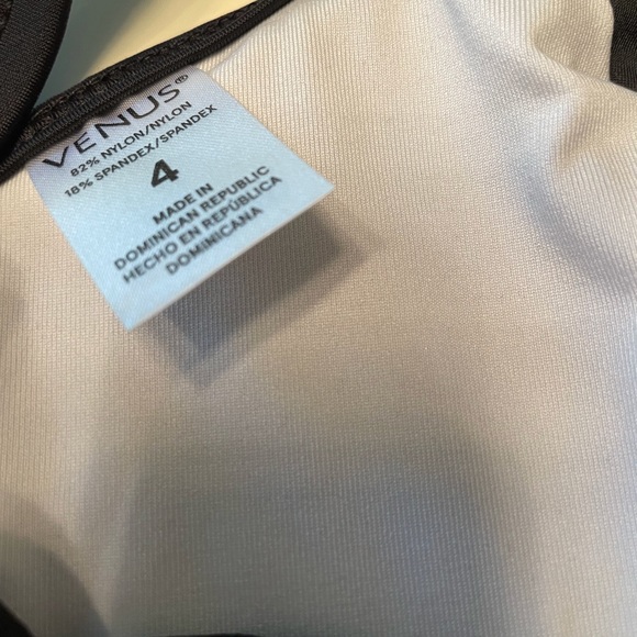 💜❤️ NEW Venus 2 piece swimsuit. - Picture 4 of 4